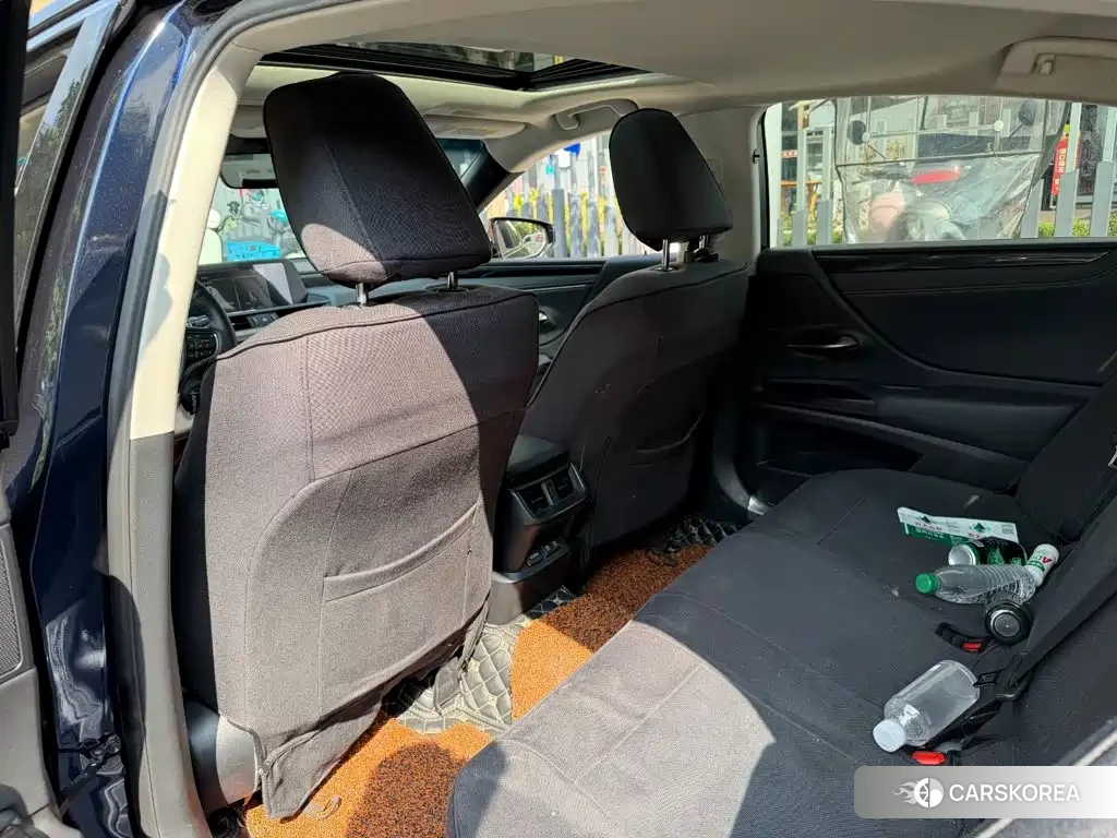 Lexus ES 2021 Черный из Китая, фото 4