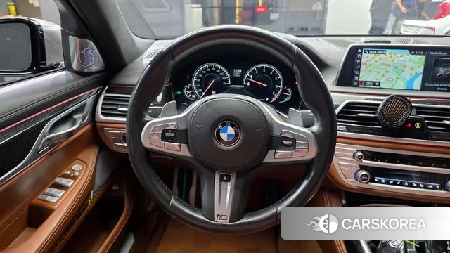 BMW 7 Series (G11) 2018 Черный из Кореи, фото 4