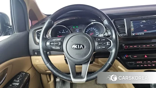 Kia The New Carnival 2018 Черный из Кореи, фото 4