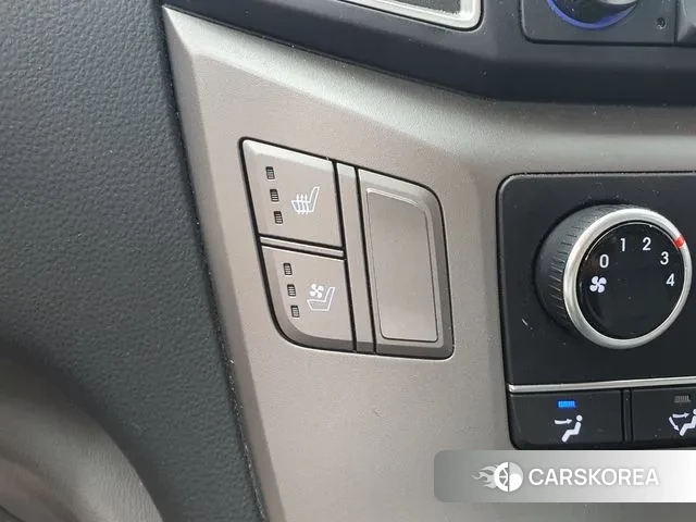 Hyundai The New Grand Starex 2020 Черный из Кореи, фото 4