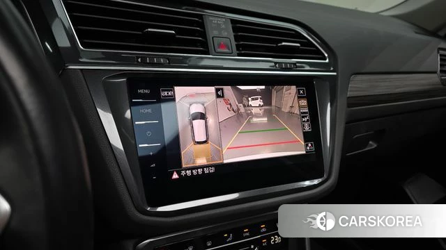 Volkswagen Tiguan Allspace 2022 Белый из Кореи, фото 4