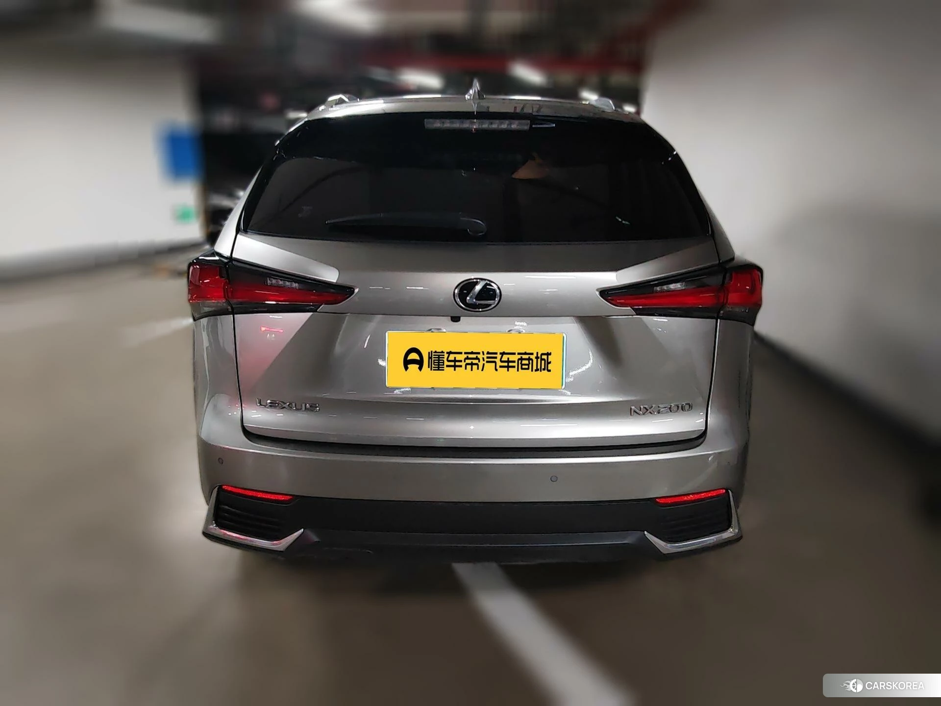 Lexus NX 2019 Серебристо-серый из Китая, фото 4
