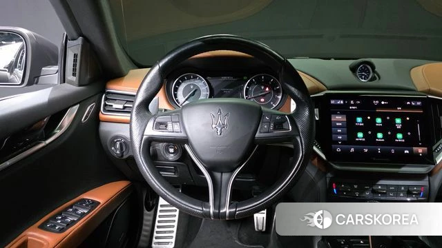 Maserati Ghibli 2021 Серый из Кореи, фото 4