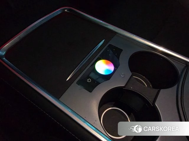 Tesla Model Y 2023 Черный из Кореи, фото 4