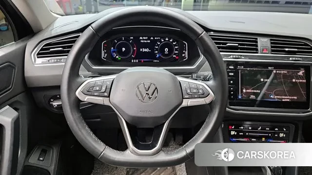Volkswagen Tiguan second Generation 2022 Черный из Кореи, фото 4