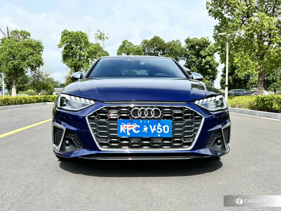 Audi S4 2021 Синий из Китая, фото 4