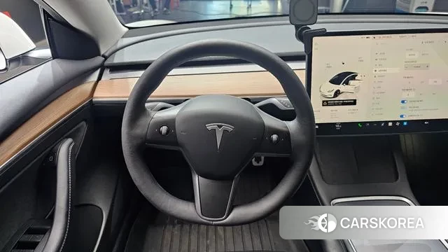 Tesla Model 3 2022 Белый из Кореи, фото 4