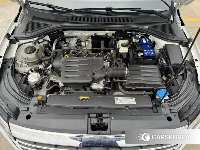 Volkswagen Lavida 2024 Белый из Китая, фото 4