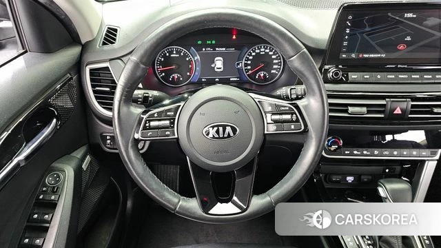 Kia Seltos 2021 Черный из Кореи, фото 4