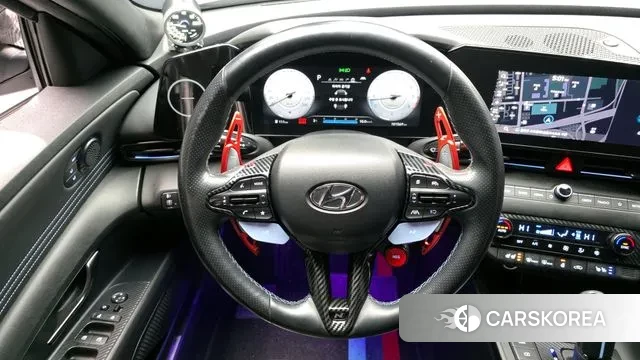 Hyundai Avante (CN7) 2021 Серебристо-серый из Кореи, фото 4