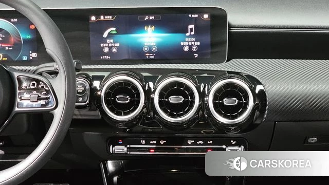 Mercedes-Benz A-Class W177 2020 Белый из Кореи, фото 4