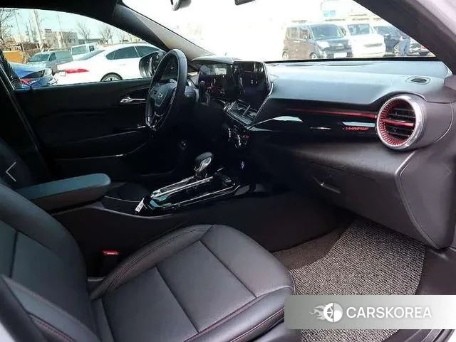 Chevrolet (GM Daewoo) Trax Crossover 2025 Белый из Кореи, фото 4