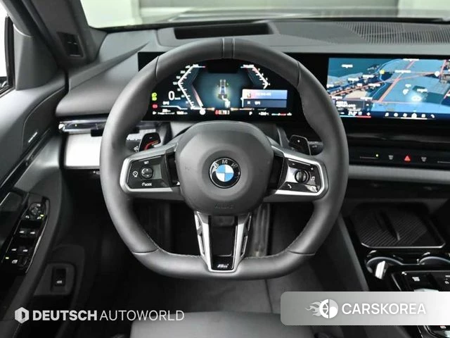 BMW 5 Series (G60) 2025 Черный из Кореи, фото 4