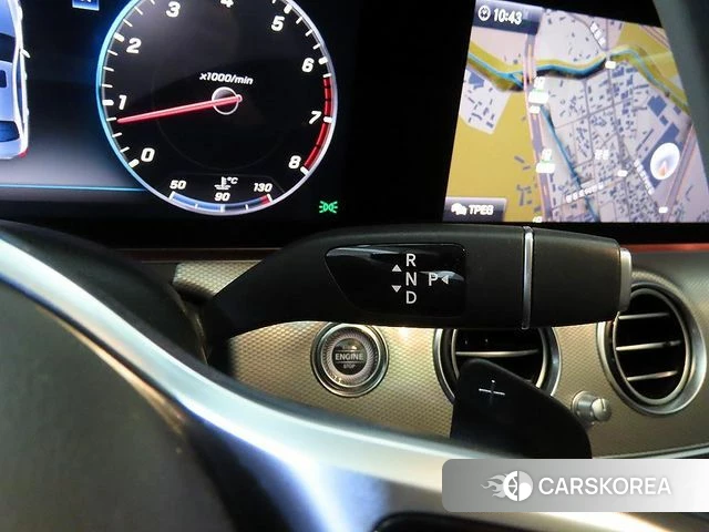 Mercedes-Benz E-Class W213 2018 Черный из Кореи, фото 4