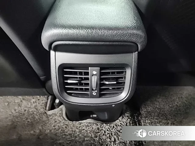 Kia The New K3 2nd generation 2021 Белый из Кореи, фото 4