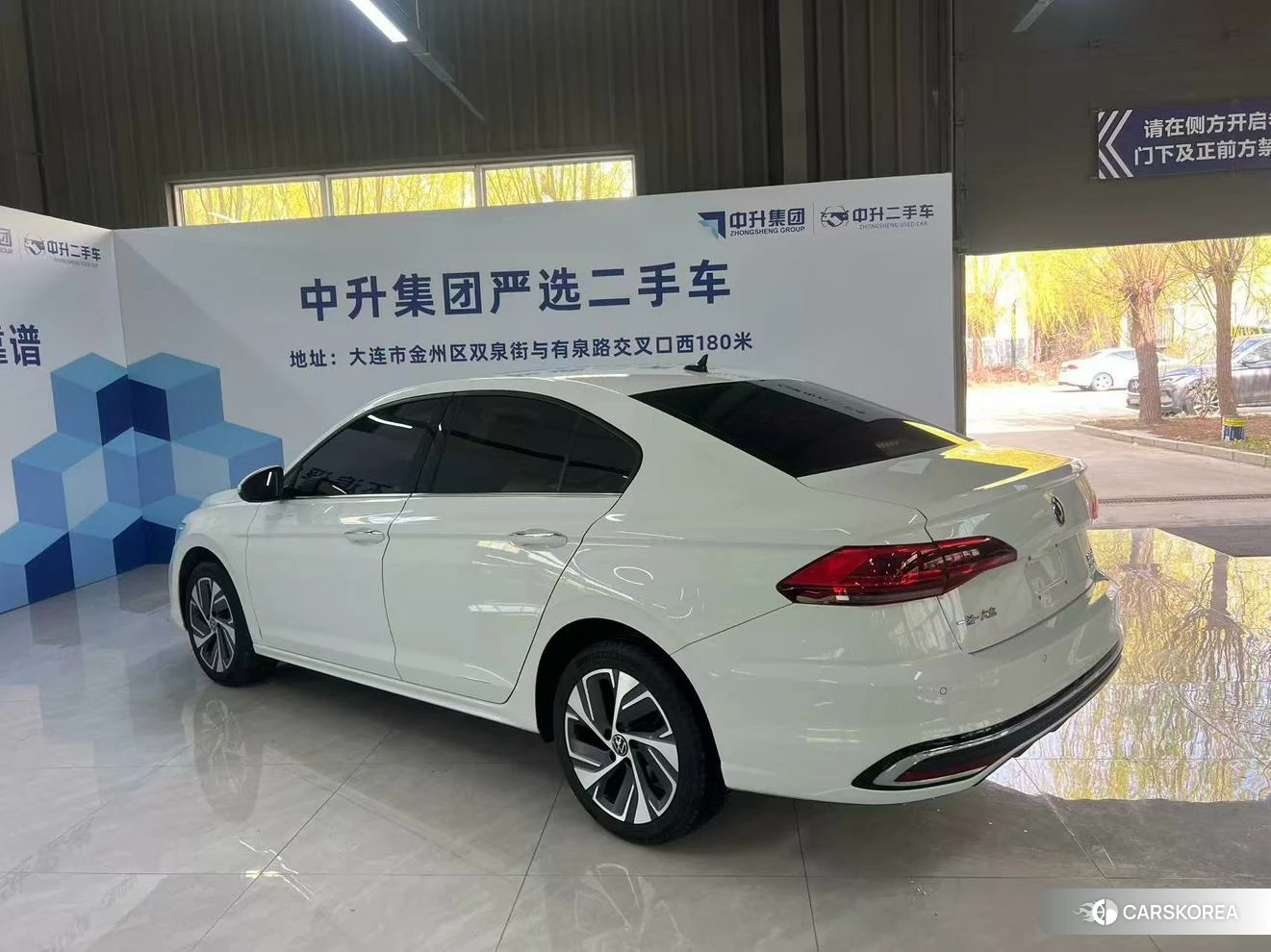 Volkswagen Bora 2022 Белый из Китая, фото 4