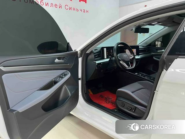 Volkswagen Lingdu 2023 Белый из Китая, фото 4