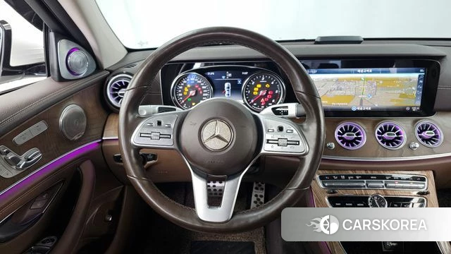 Mercedes-Benz E-Class W213 2019 Белый из Кореи, фото 4