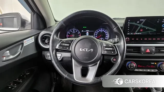 Kia The New K3 2nd generation 2022 Белый из Кореи, фото 4