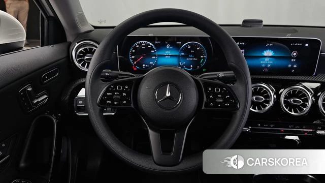 Mercedes-Benz A-Class W177 2020 Белый из Кореи, фото 4