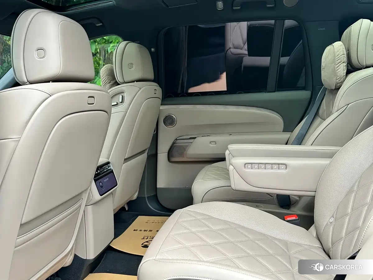 Ideal car Ideal L9 2026 Champagne/brown из Китая, фото 4