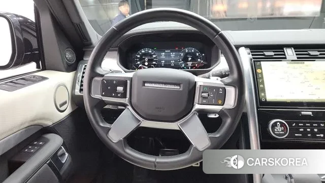 Land Rover Discovery 5 2023 Черный из Кореи, фото 4