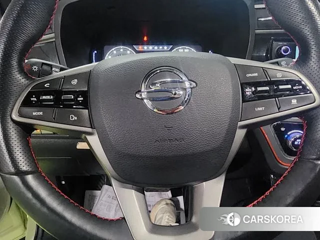 Ssangyong Beautiful Korando 2021 Жемчужный цвет из Кореи, фото 4