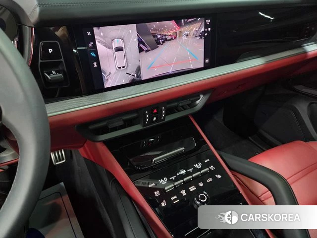 Porsche Cayenne (PO536) 2025 Черный из Кореи, фото 4