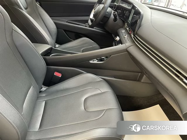 Hyundai Elantra 2024 Белый из Китая, фото 4