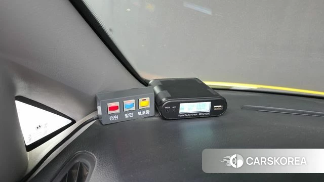 Hyundai Grand Starex 2018 Желтый из Кореи, фото 4