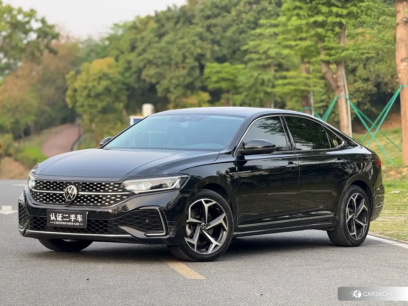 Volkswagen Passat 2024 Черный из Китая, фото 4