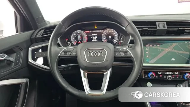 Audi Q3 (F3) 2020 Белый из Кореи, фото 4