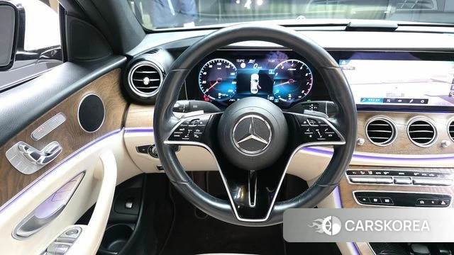 Mercedes-Benz E-Class W213 2021 Белый из Кореи, фото 4