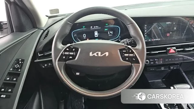 Kia Di Ol Nu Niro 2022 Белый из Кореи, фото 4