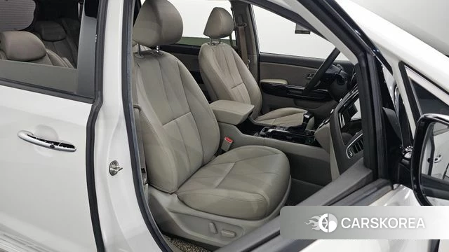 Kia All New Carnival 2018 Белый из Кореи, фото 4