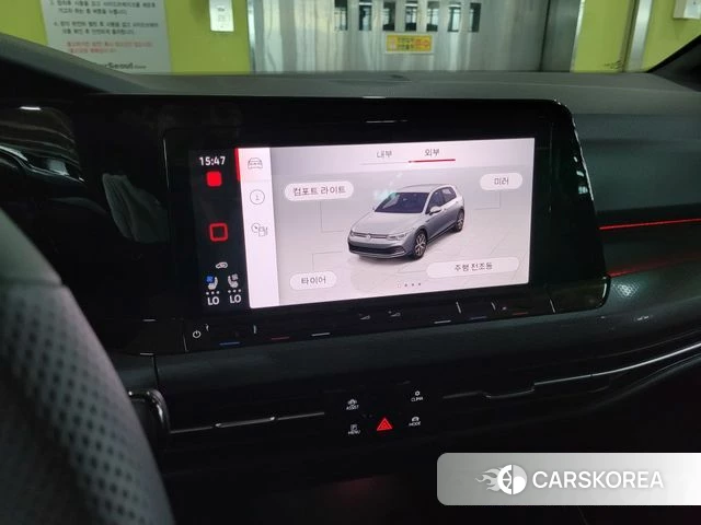 Volkswagen Golf 8th Generation 2023 Красный из Кореи, фото 4