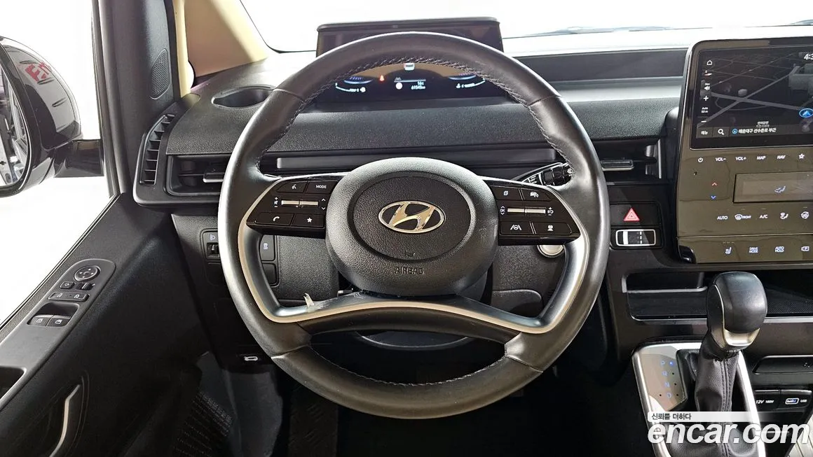 Hyundai Staria 2022 Серебряный из Кореи, фото 4