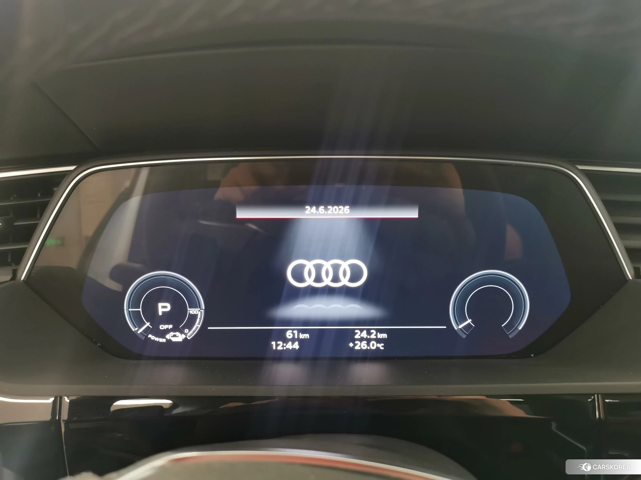 Audi e-tron 2021 Белый из Китая, фото 4