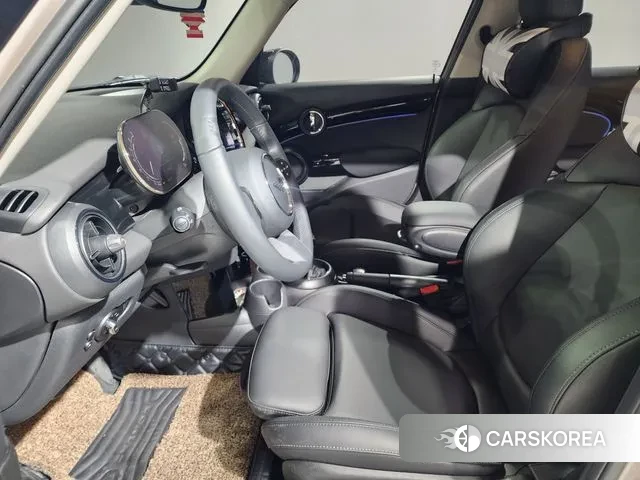 Mini Cooper 2021 Серебристо-серый из Кореи, фото 4