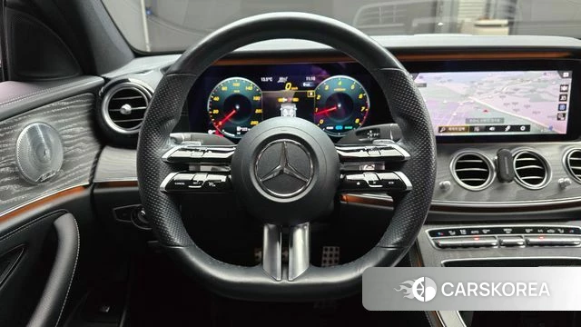 Mercedes-Benz E-Class W213 2021 Белый из Кореи, фото 4