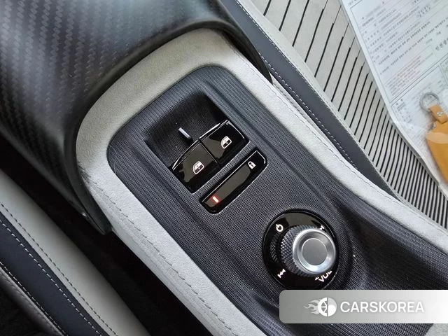 Maserati MC20 2023 Желтый из Кореи, фото 4
