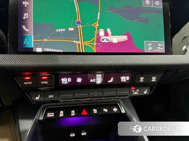 Audi A3 (8Y) 2025 Белый из Кореи, фото 4