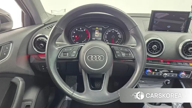 Audi New A3 2018 Черный из Кореи, фото 4