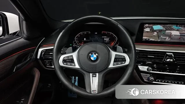 BMW 5 Series (G30) 2020 Белый из Кореи, фото 4