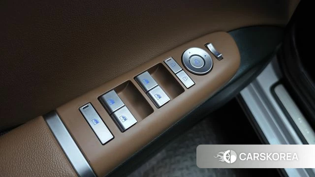 Hyundai Grandeur Hybrid (GN7) 2023 Белый из Кореи, фото 4