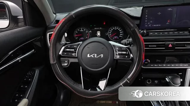 Kia Seltos 2022 Белый из Кореи, фото 4