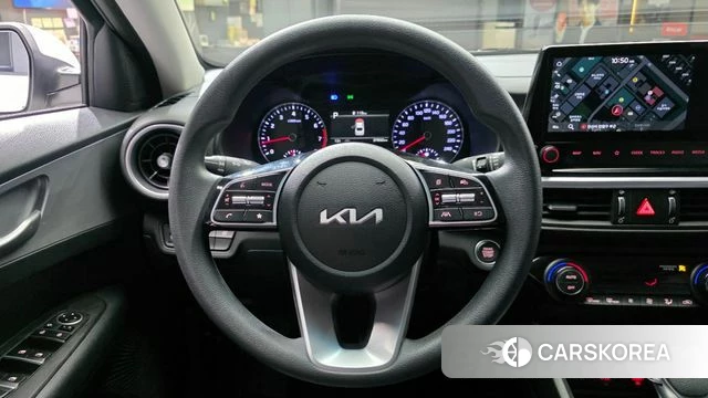 Kia The New K3 2nd generation 2023 Белый из Кореи, фото 4