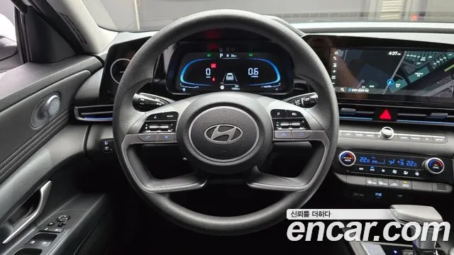 Hyundai The New Avante (CN7) 2023 Белый из Кореи, фото 4