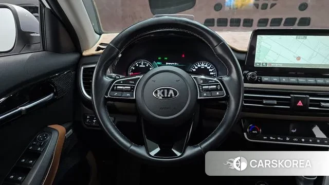 Kia Seltos 2021 Белый из Кореи, фото 4