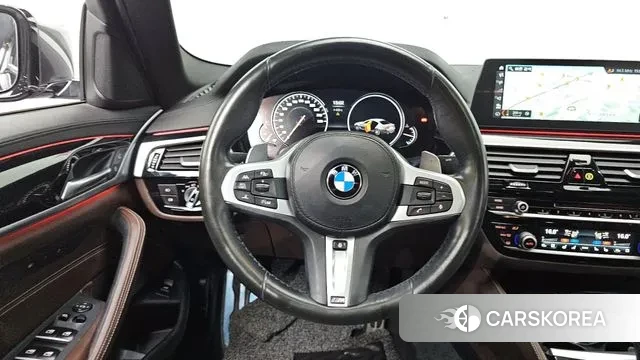 BMW 5 Series (G30) 2018 Серый из Кореи, фото 4